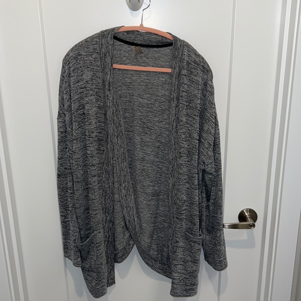 Criss-cross Cardigan